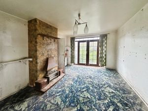 Lounge- click for photo gallery